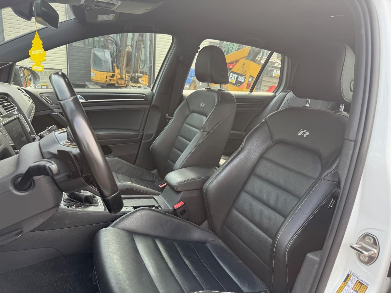 2017 Volkswagen Golf R 2.0 TSI (DSG) 4dr All-Wheel Drive 4MOTION Hatchback Photo