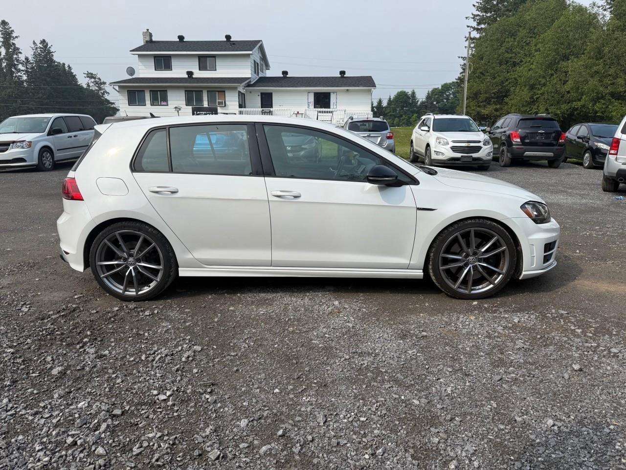 2017 Volkswagen Golf R 2.0 TSI (DSG) 4dr All-Wheel Drive 4MOTION Hatchback Photo
