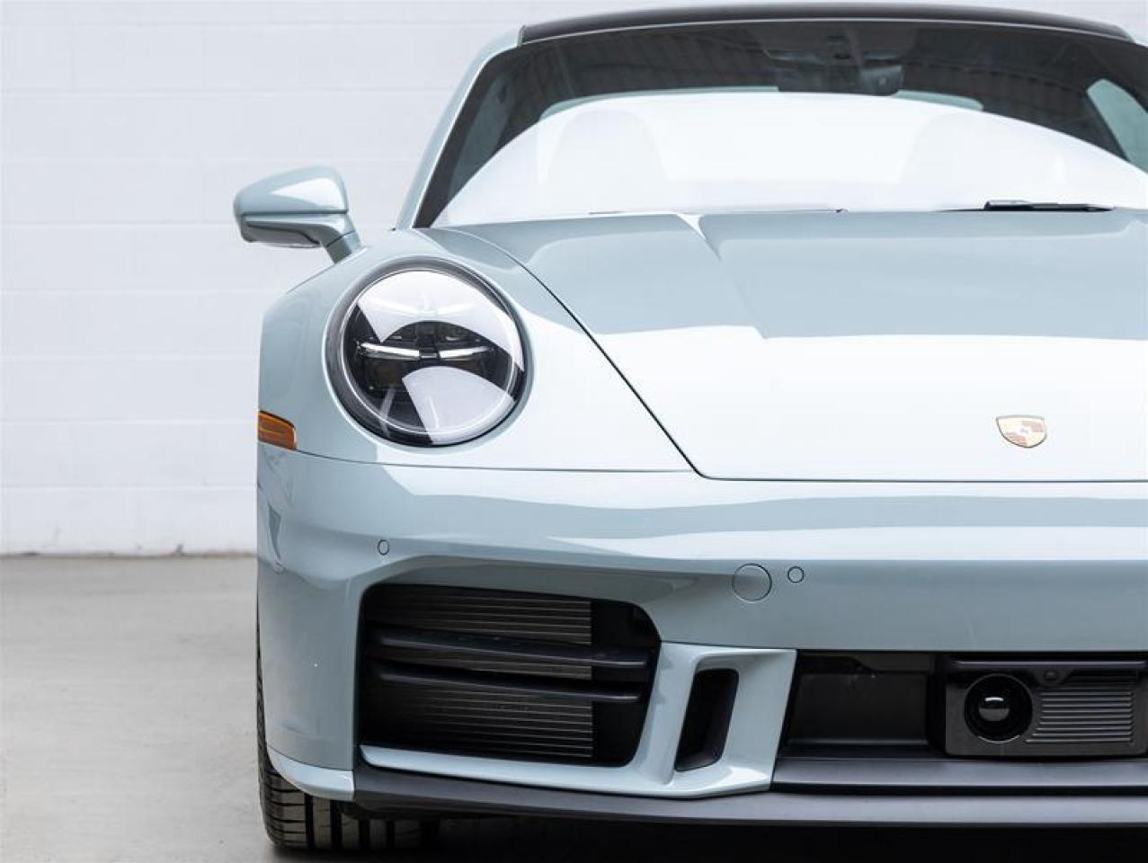 2025 Porsche 911  Photo