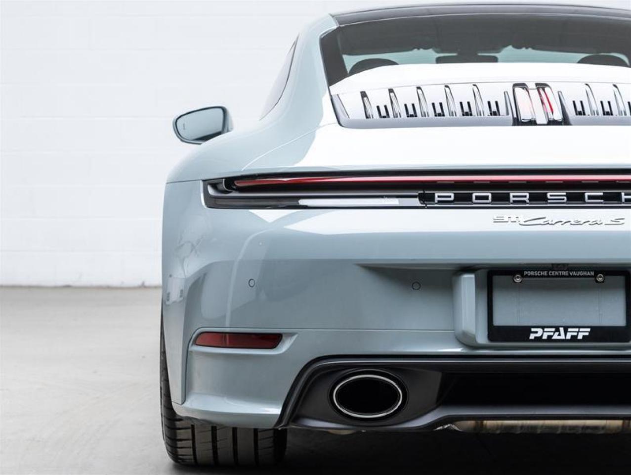 2025 Porsche 911  Photo