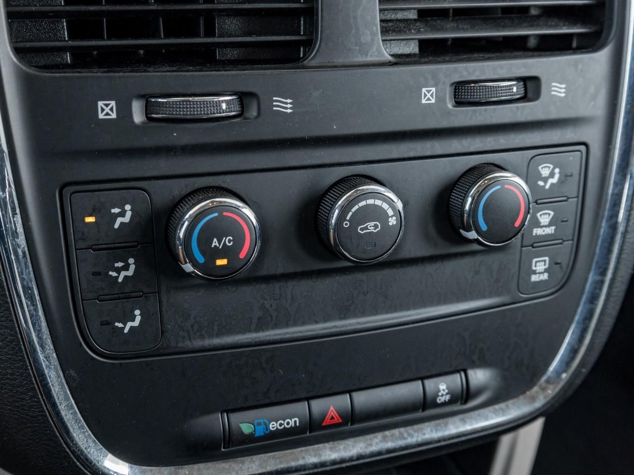 2019 Dodge Grand Caravan CVP/SXT Passenger Van Photo