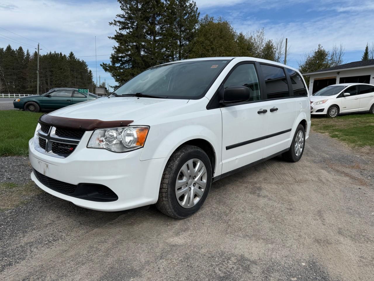 2016 Dodge Grand Caravan SE/SXT Passenger Van Photo0