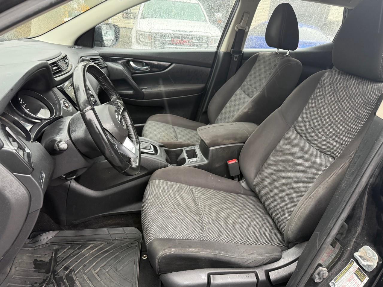 2017 Nissan Qashqai SV (CVT) 4dr All-Wheel Drive Photo