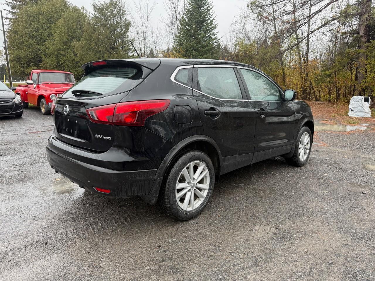 2017 Nissan Qashqai SV (CVT) 4dr All-Wheel Drive Photo