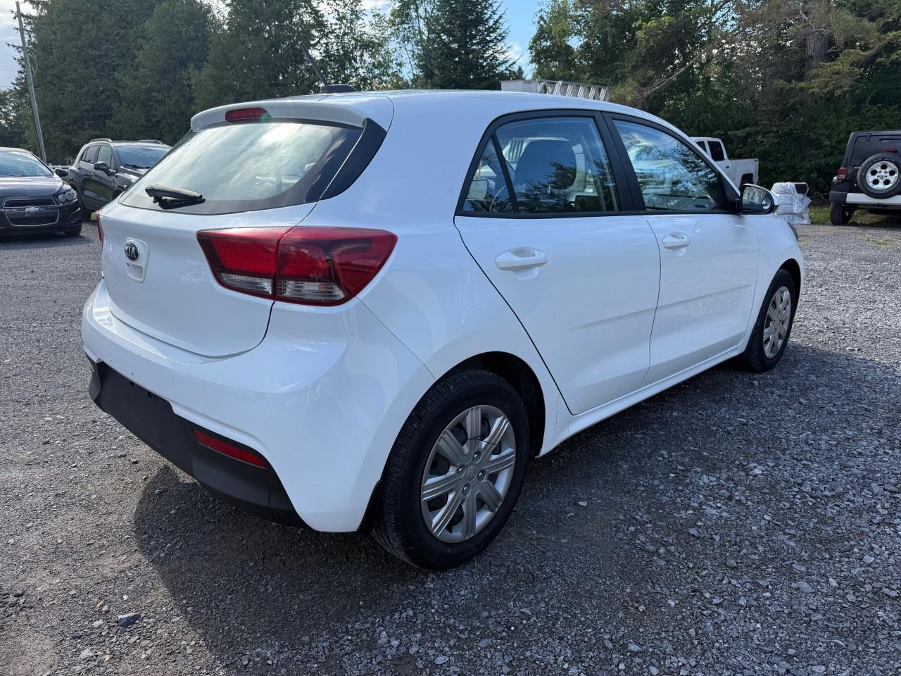 2021 Kia Rio LX+ 4dr Hatchback Photo