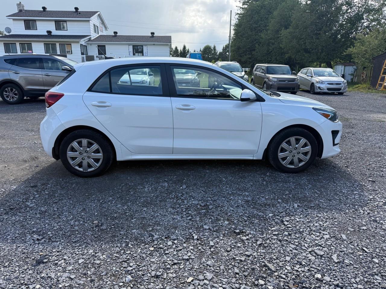 2021 Kia Rio LX+ 4dr Hatchback Photo
