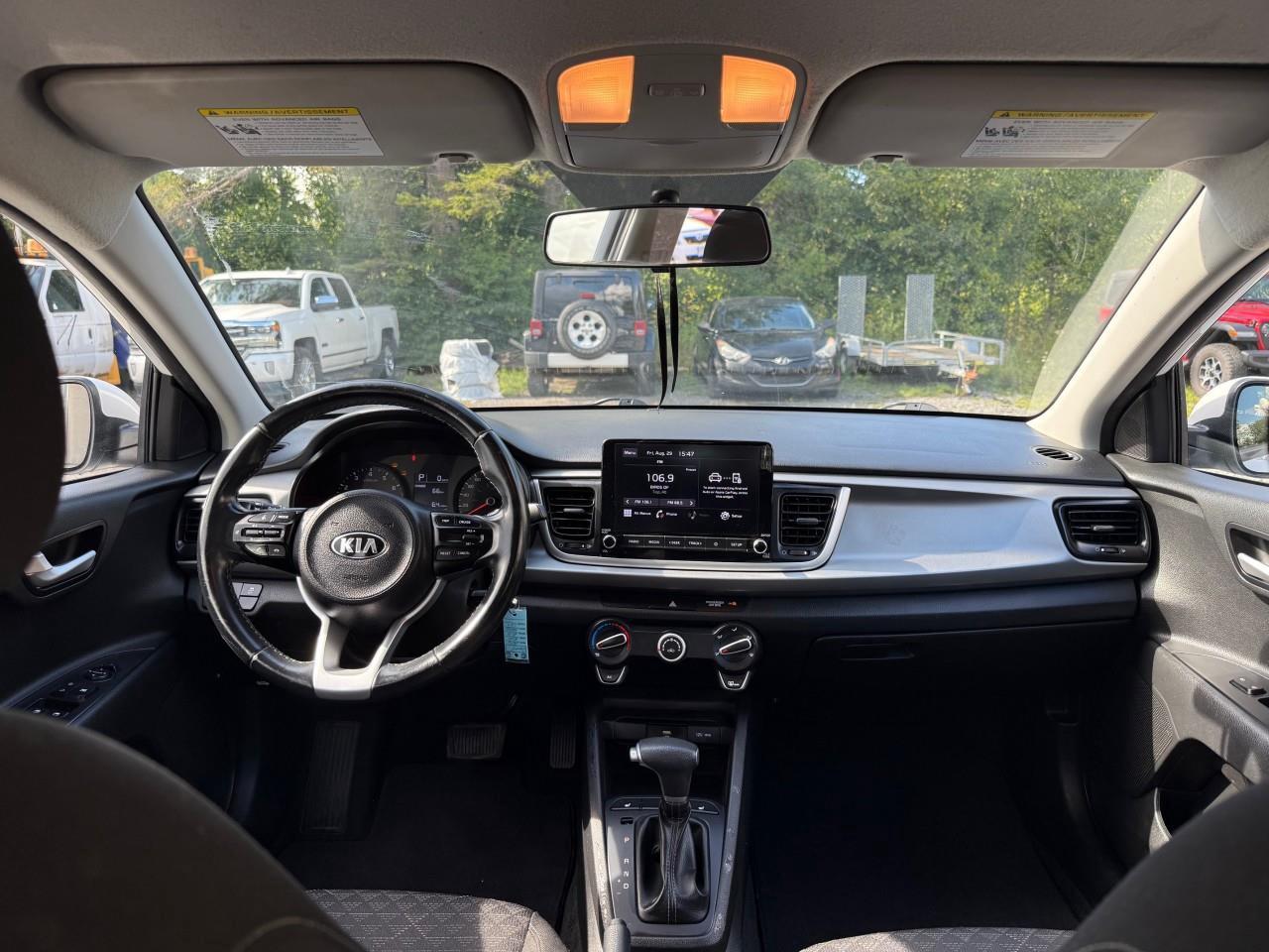 2021 Kia Rio LX+ 4dr Hatchback Photo