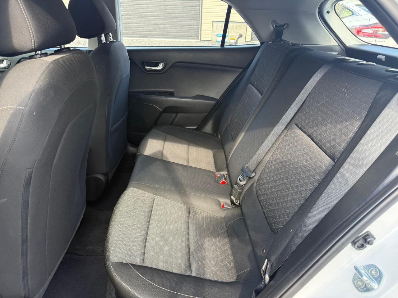 2021 Kia Rio LX+ 4dr Hatchback Photo