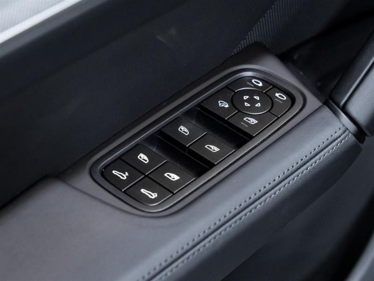 2026 Porsche Cayenne  Photo