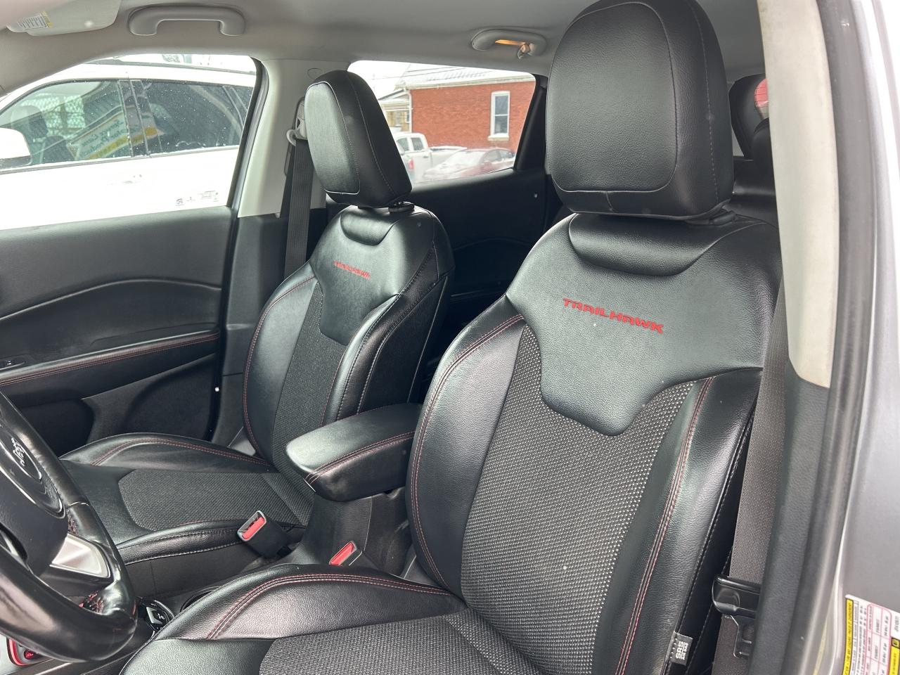 2018 Jeep Compass Trailhawk  4x4  ** SWEET  JEEP ! ** Photo