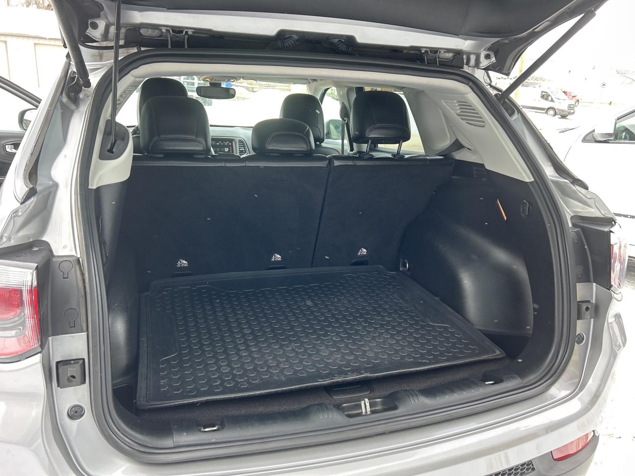 2018 Jeep Compass Trailhawk  4x4  ** SWEET  JEEP ! ** Photo