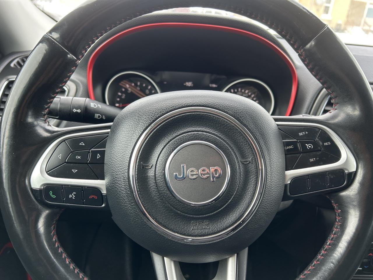 2018 Jeep Compass Trailhawk  4x4  ** SWEET  JEEP ! ** Photo