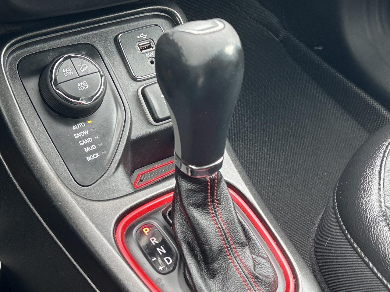 2018 Jeep Compass Trailhawk  4x4  ** SWEET  JEEP ! ** Photo