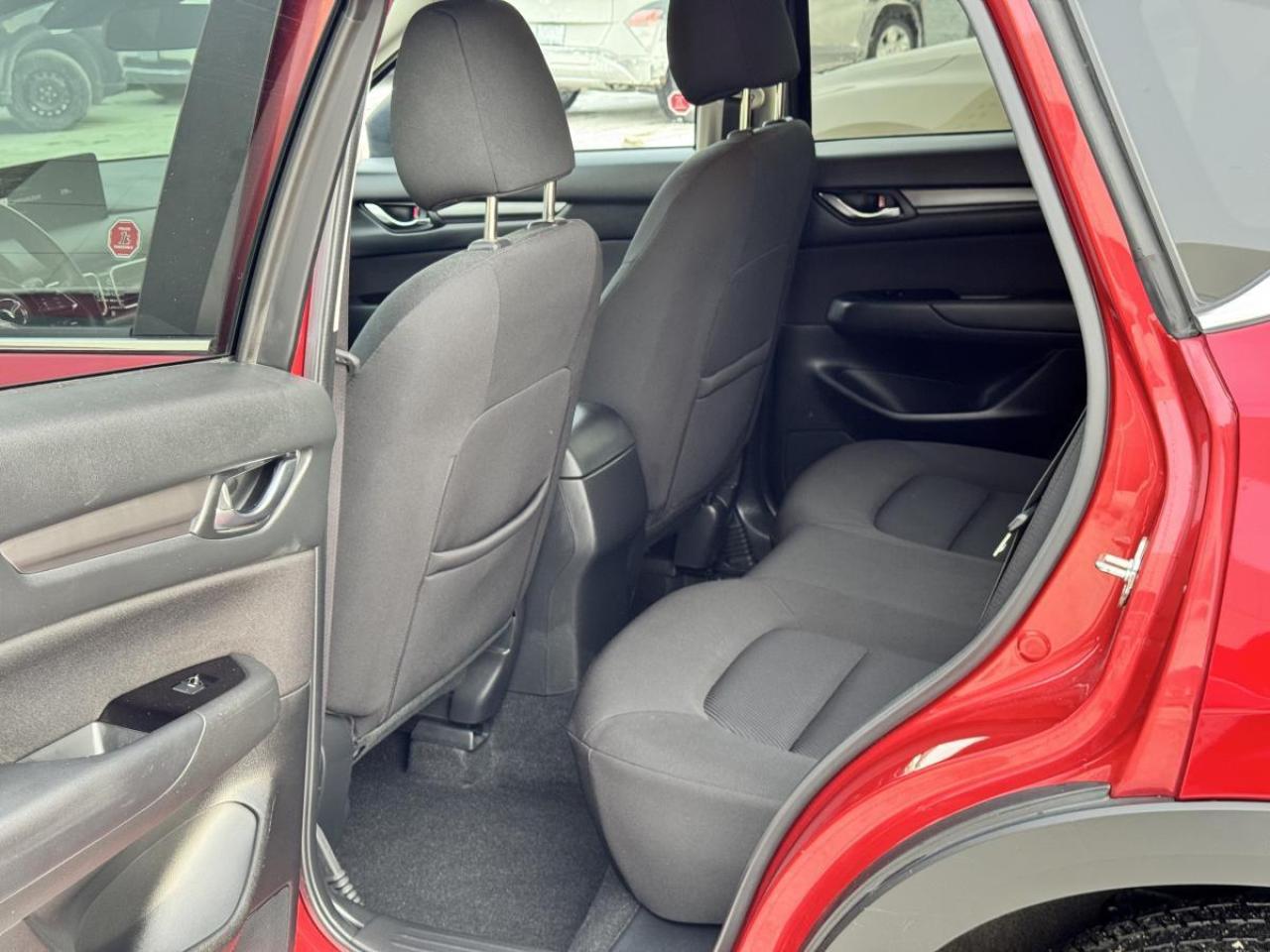 2022 Mazda CX-5 GX AWD/ EXTENDED WARRANTY/ 3.95% RATE/ MUST SEE Photo