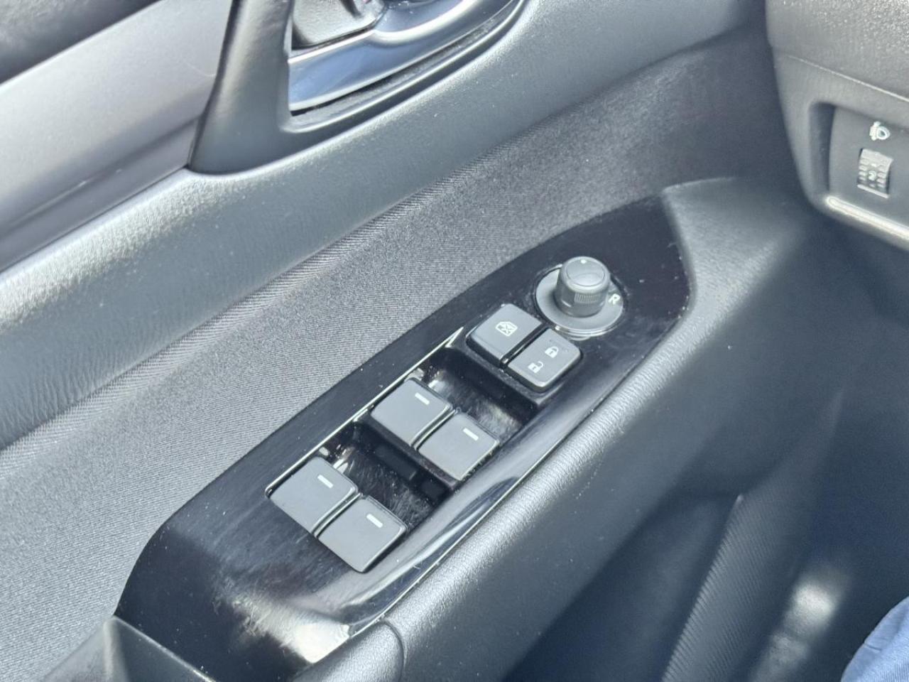 2022 Mazda CX-5 GX AWD/ EXTENDED WARRANTY/ 3.95% RATE/ MUST SEE Photo