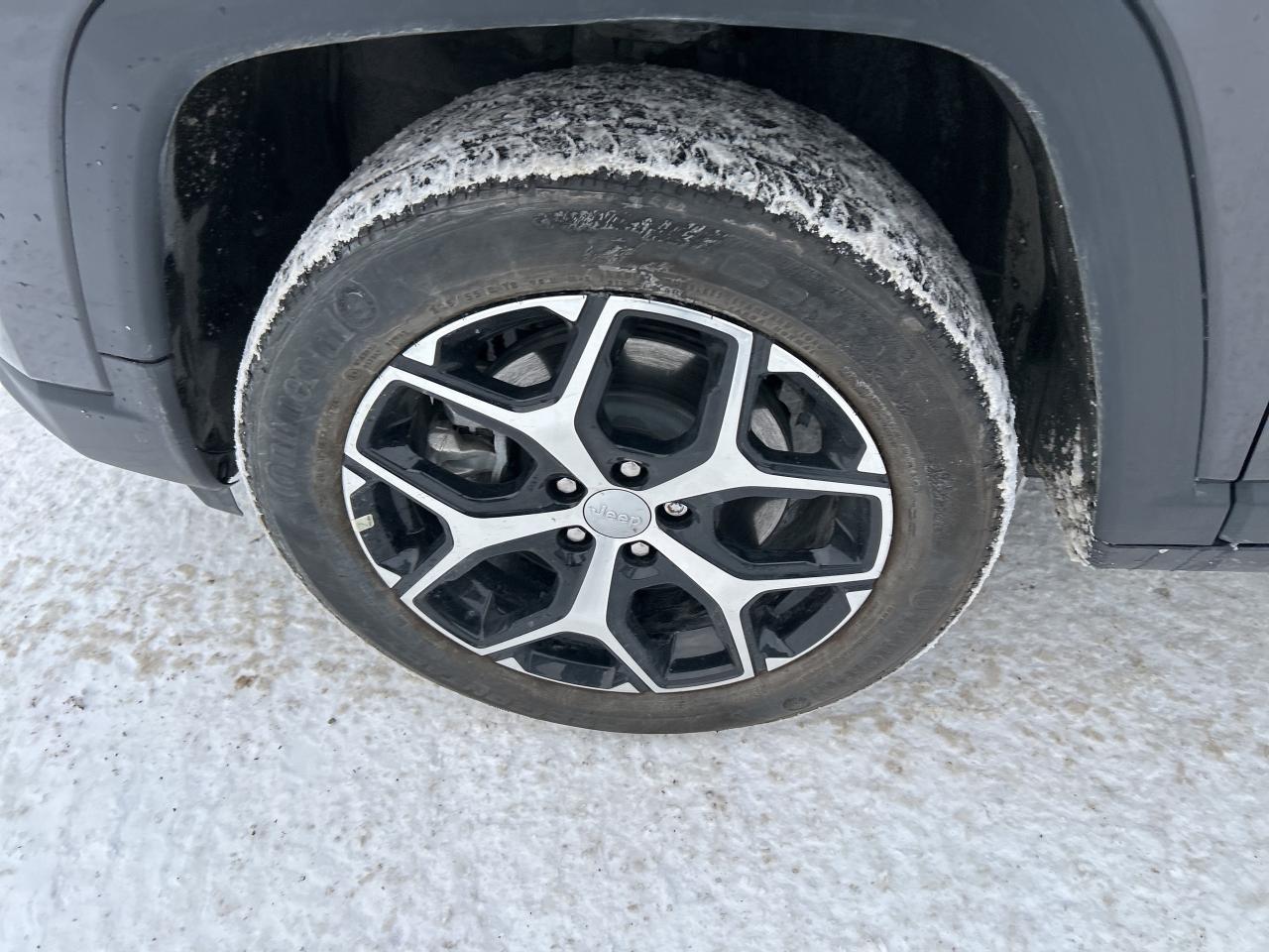 2024 Jeep Compass LIMITED Photo