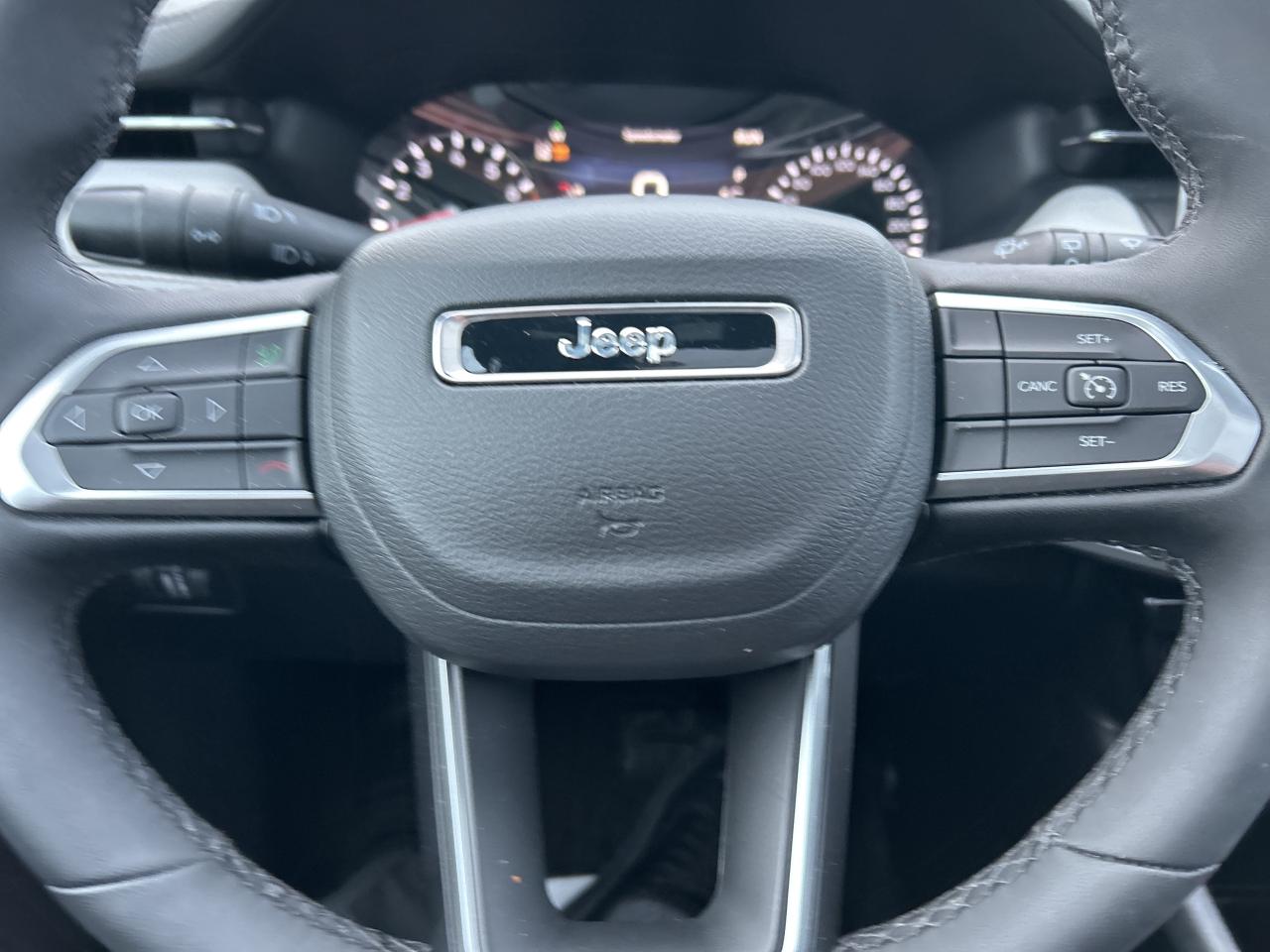 2024 Jeep Compass LIMITED Photo