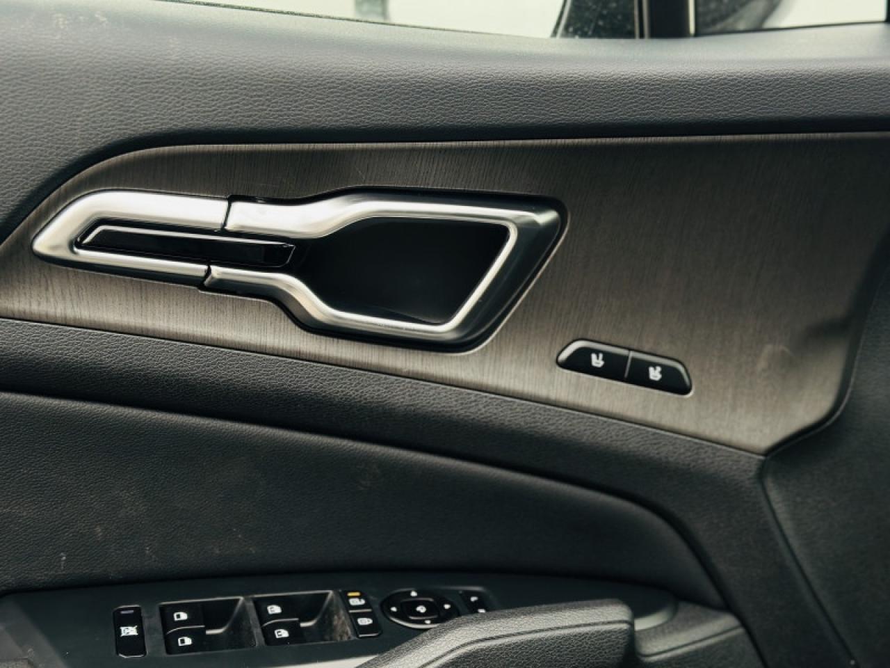 2026 Kia Sportage X-line Limited Photo4