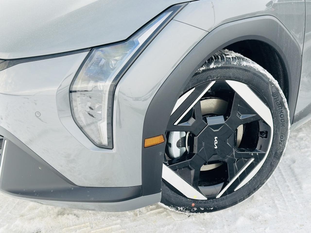 2026 Kia EV4 WIND PREMIUM Photo