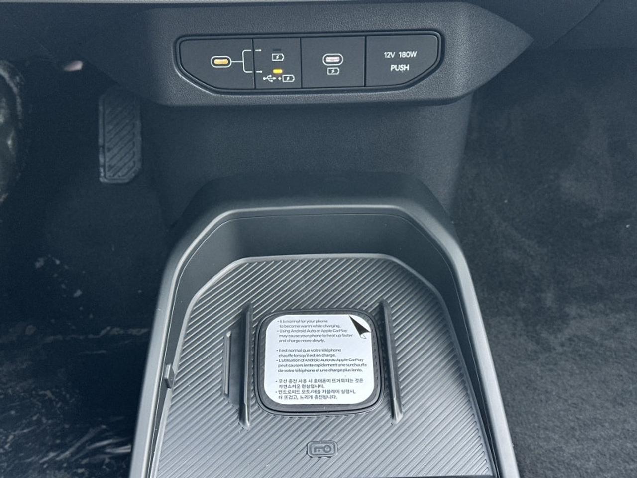 2026 Kia EV4 WIND PREMIUM Photo