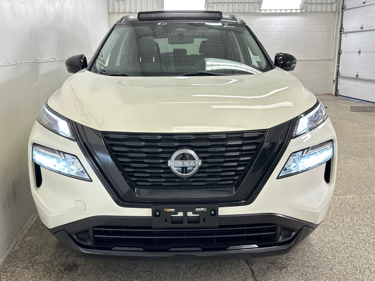 2023 Nissan Rogue SV Midnight Edition 4dr All-Wheel Drive Sport Utility Photo