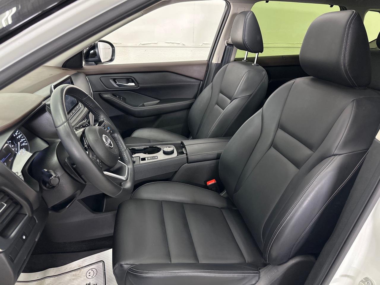 2023 Nissan Rogue SV Midnight Edition 4dr All-Wheel Drive Sport Utility Photo