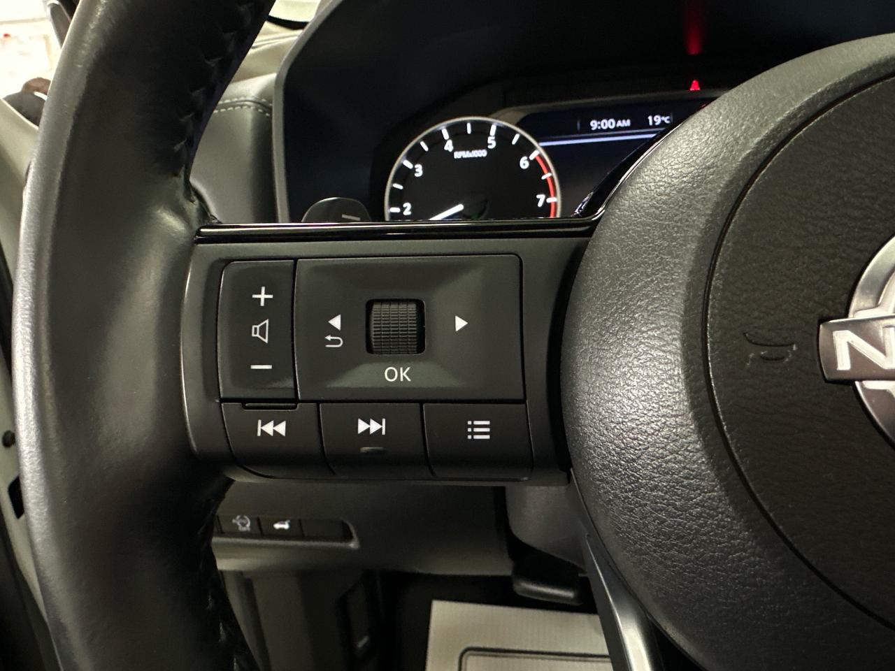 2023 Nissan Rogue SV Midnight Edition 4dr All-Wheel Drive Sport Utility Photo