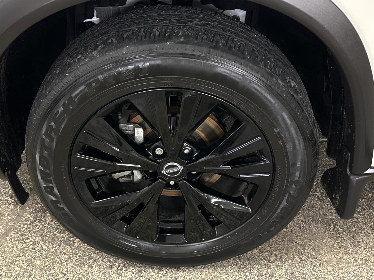 2023 Nissan Rogue SV Midnight Edition 4dr All-Wheel Drive Sport Utility Photo