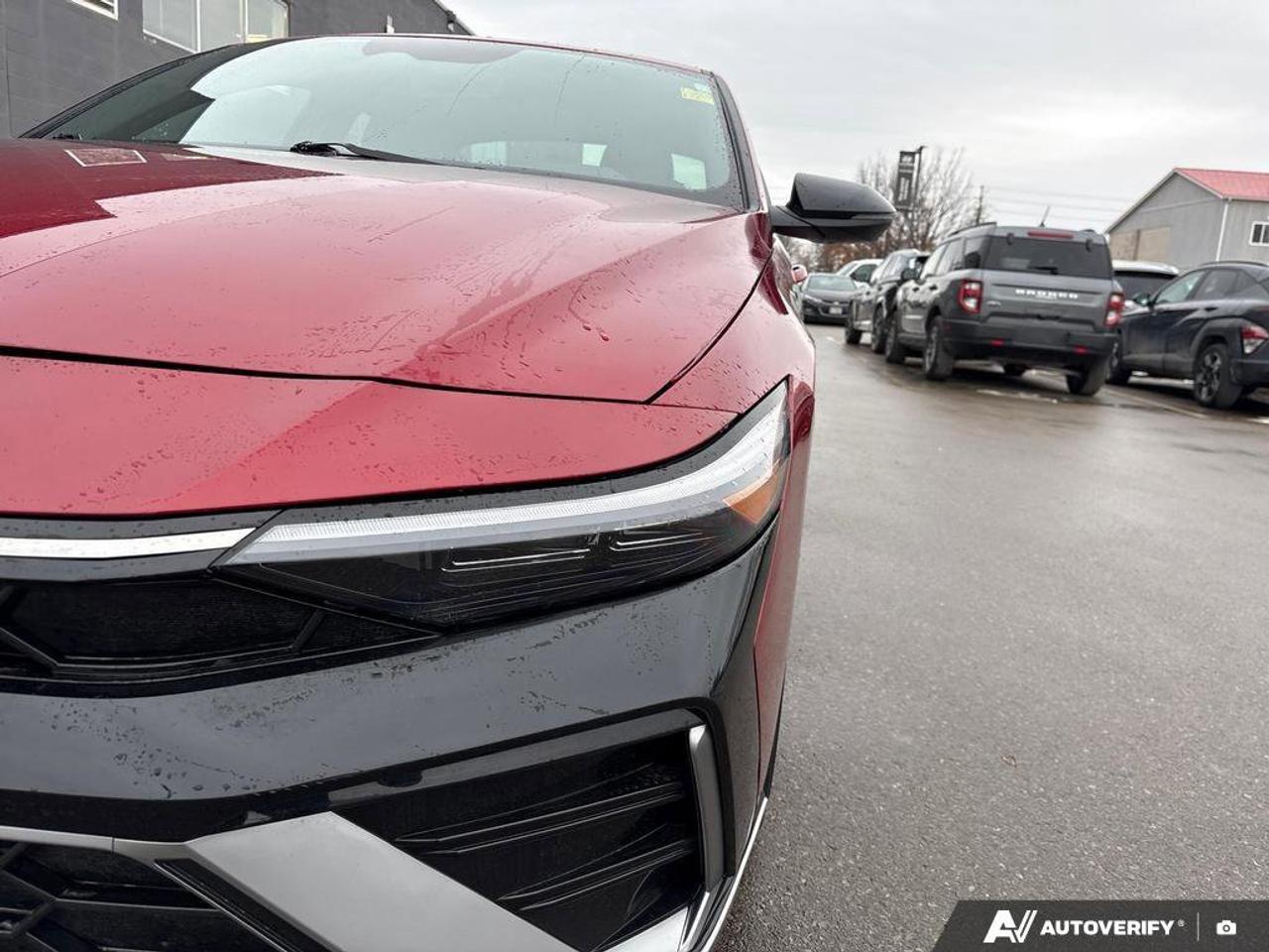 2025 Hyundai Elantra N Line Ultimate   CLEAN CARFAX   ONE OWNER   SUNRO Photo