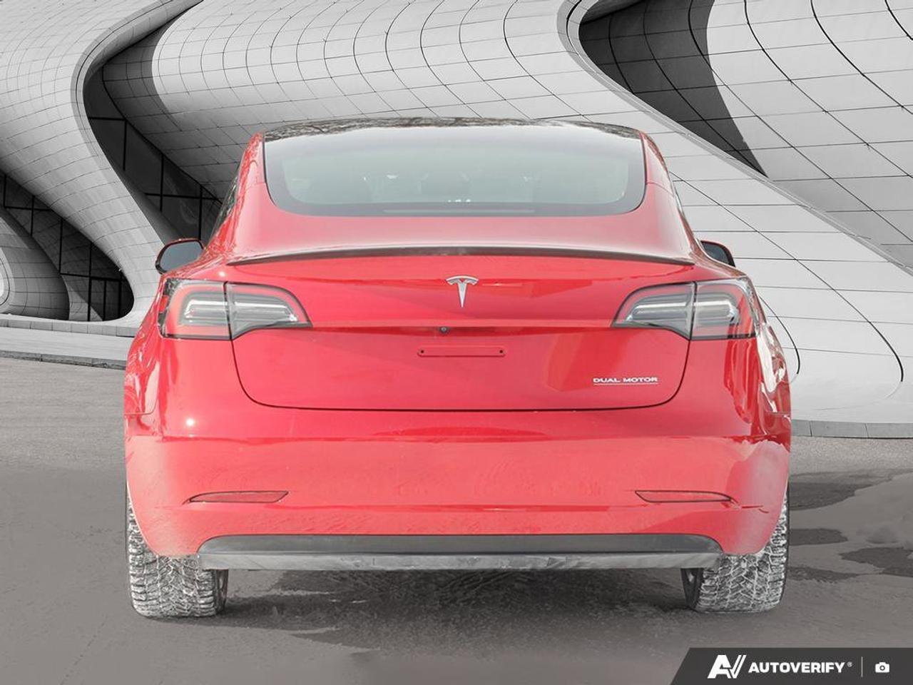 2023 Tesla Model 3 Performance Photo