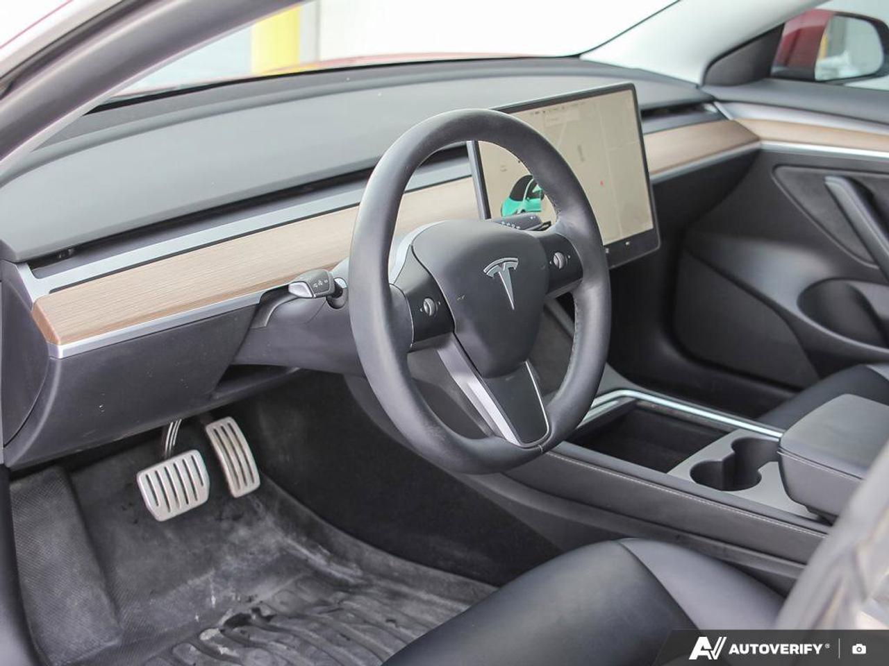 2023 Tesla Model 3 Performance Photo