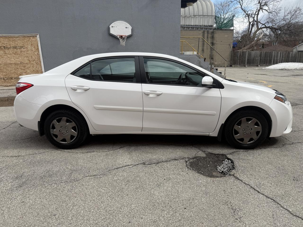 2016 Toyota Corolla LE / ONE OWNER / 79423 KM!!! / CAR FAX CLEAN / Photo