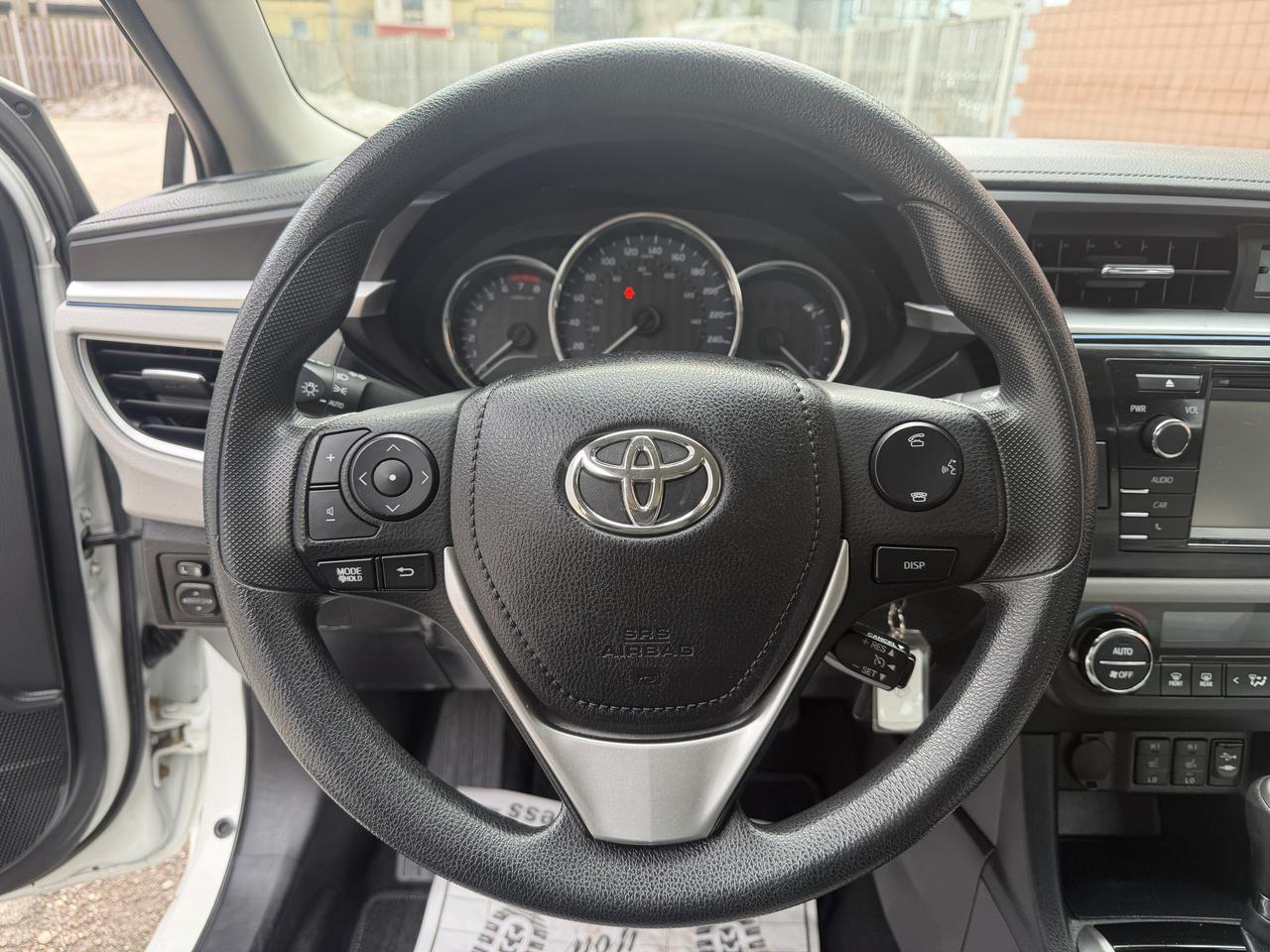 2016 Toyota Corolla LE / ONE OWNER / 79423 KM!!! / CAR FAX CLEAN / Photo