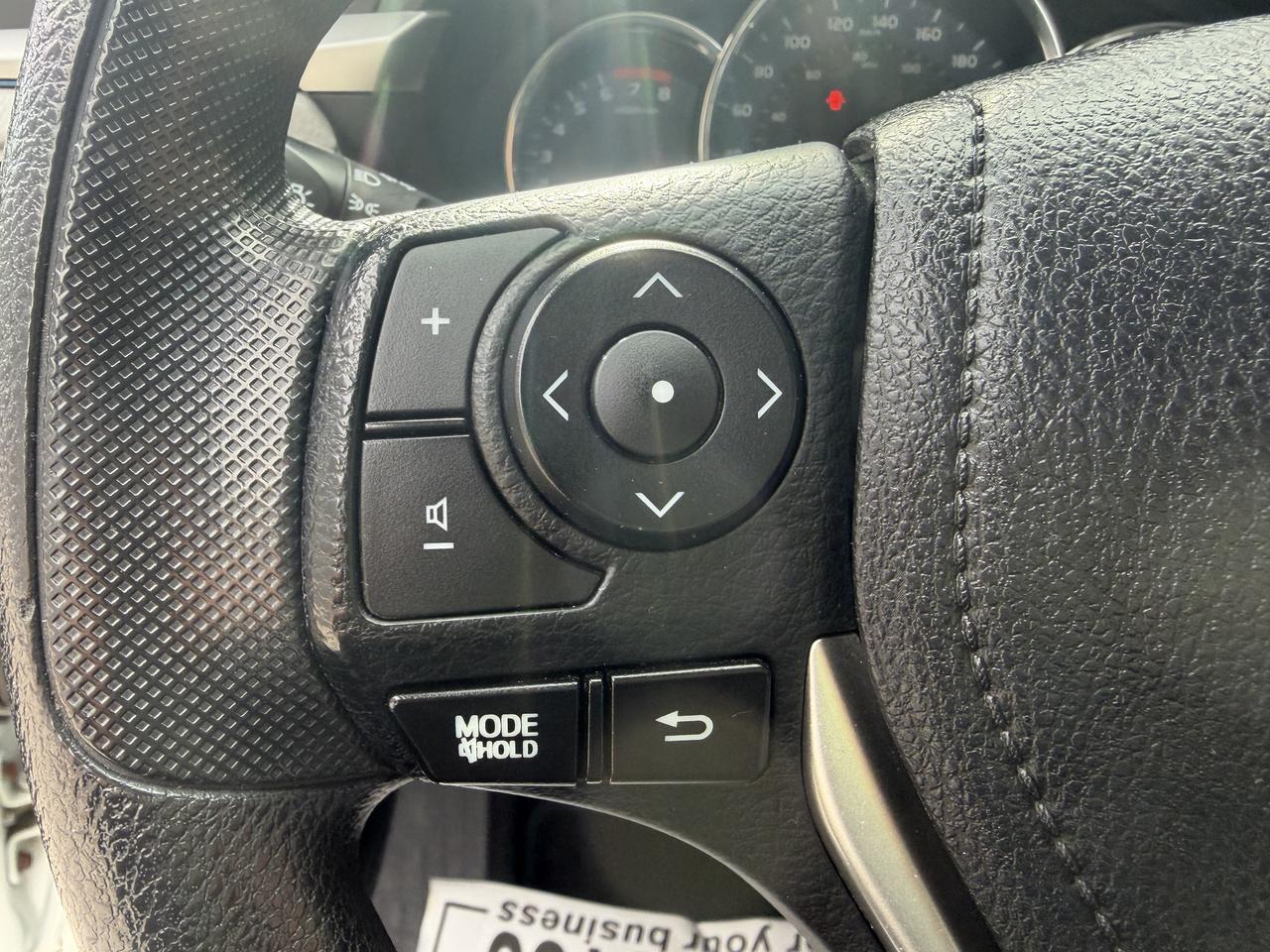 2016 Toyota Corolla LE / ONE OWNER / 79423 KM!!! / CAR FAX CLEAN / Photo