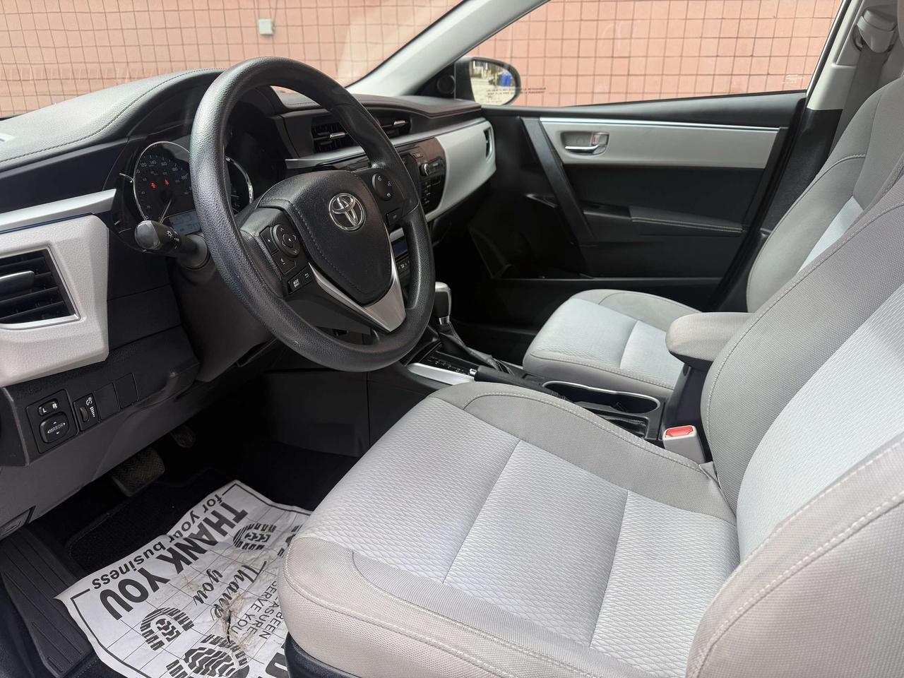 2016 Toyota Corolla LE / !!!!!!  JUST SOLD SOLD SOLD SOLD SOLD !!!! Photo
