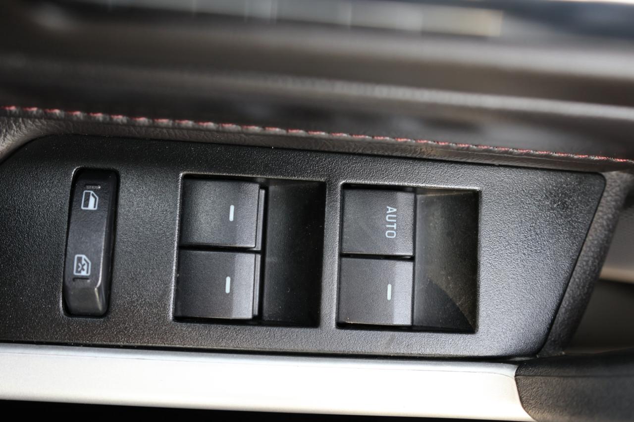 2013 Ford Edge SEL/NAV/B CAM/P SENSORS/LEATHER/P SEATS/H SEATS/BL Photo