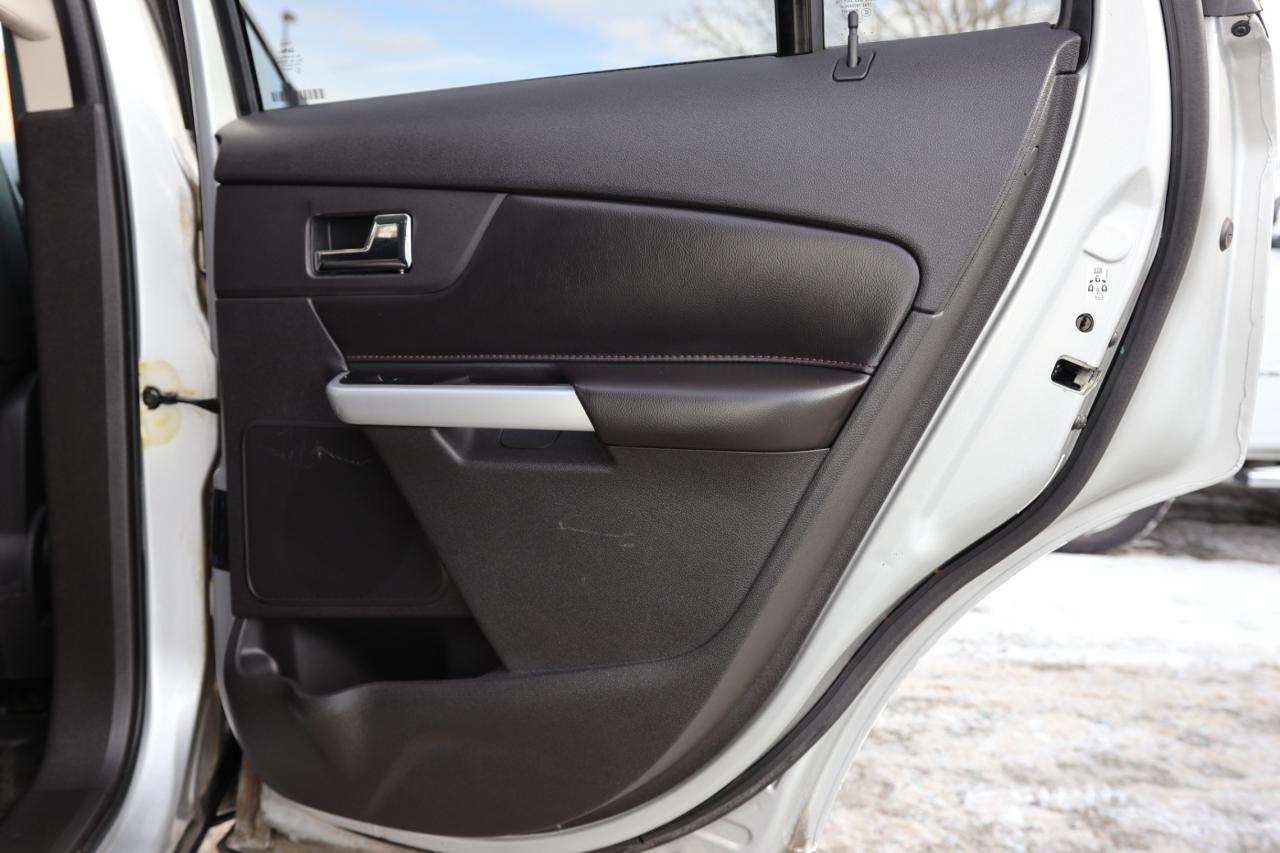 2013 Ford Edge SEL/NAV/B CAM/P SENSORS/LEATHER/P SEATS/H SEATS/BL Photo