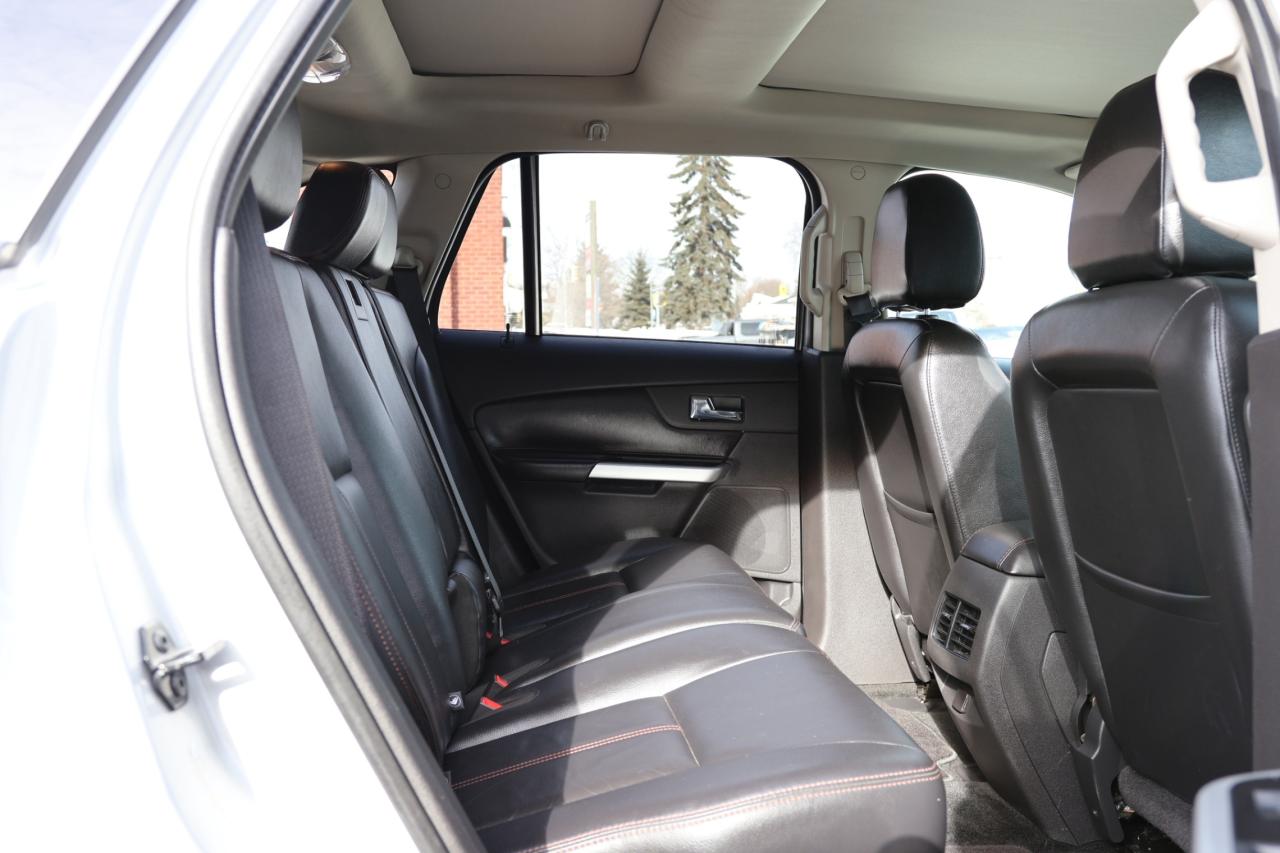 2013 Ford Edge SEL/NAV/B CAM/P SENSORS/LEATHER/P SEATS/H SEATS/BL Photo