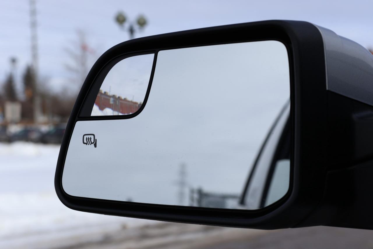 2013 Ford Edge SEL/NAV/B CAM/P SENSORS/LEATHER/P SEATS/H SEATS/BL Photo