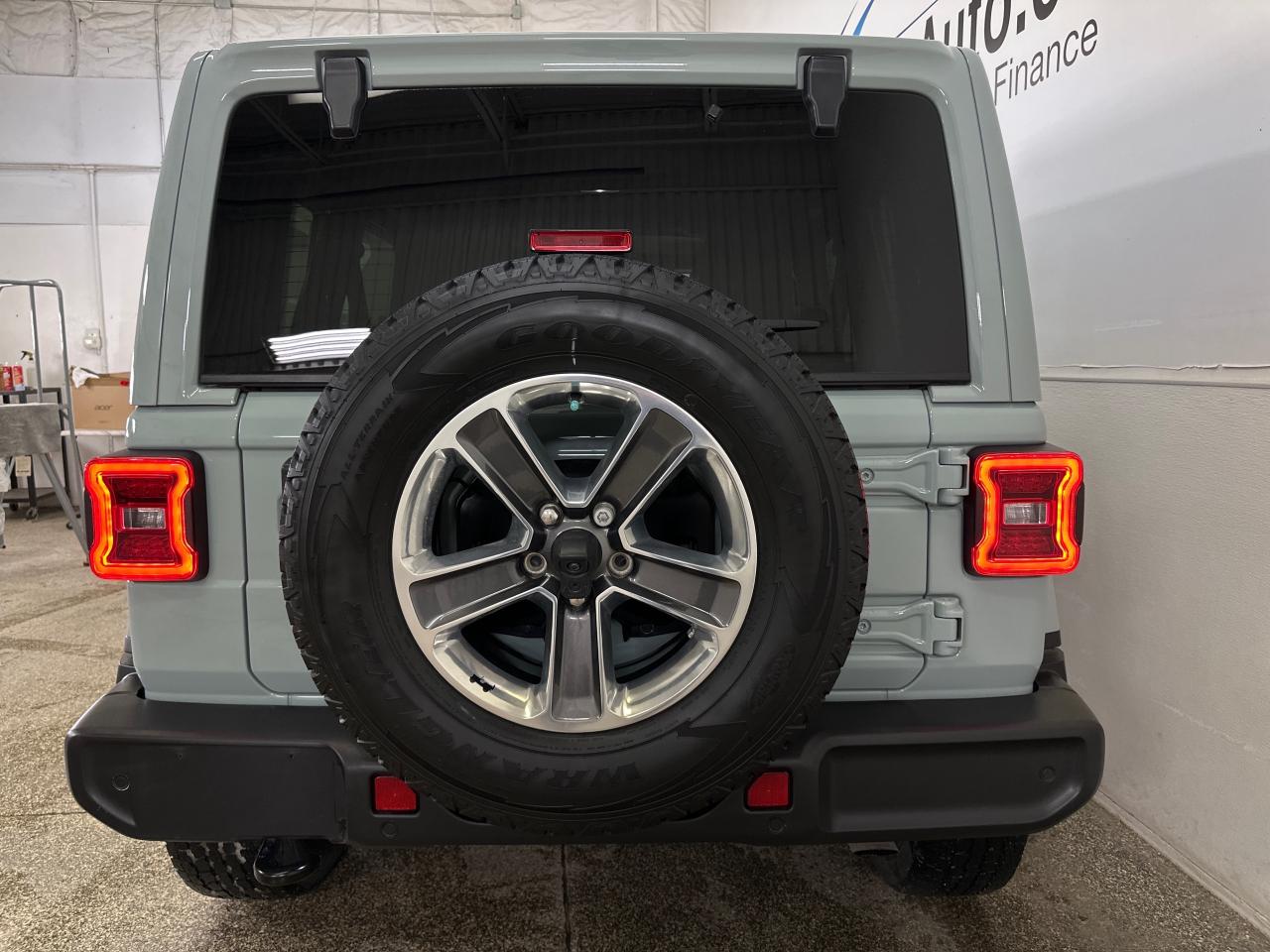 2023 Jeep Wrangler SAHARA 4DR 4X4 Photo