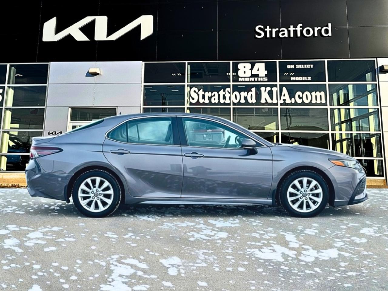 2023 Toyota Camry SE Photo