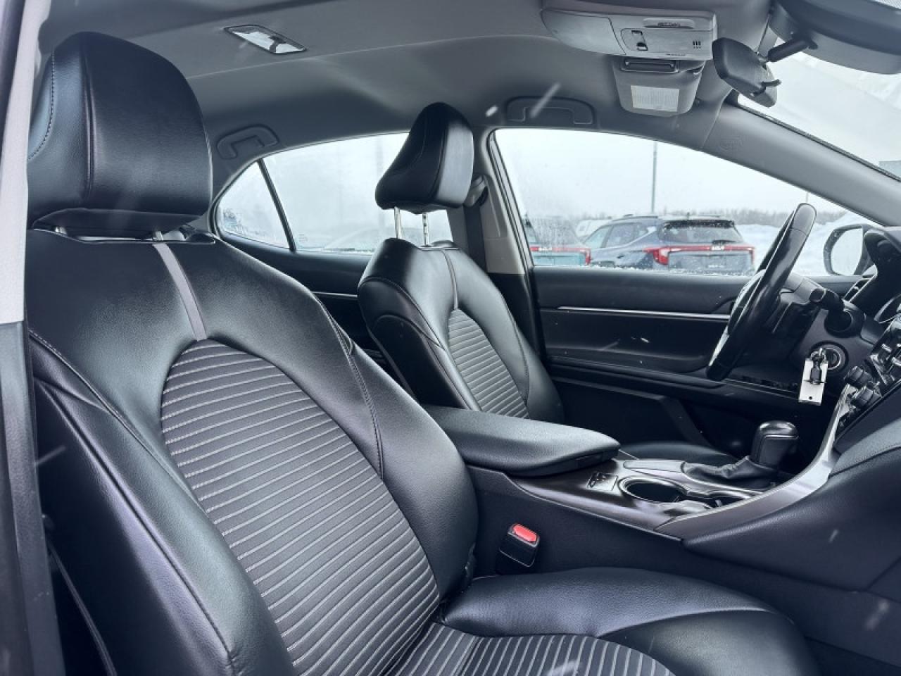 2023 Toyota Camry SE Photo