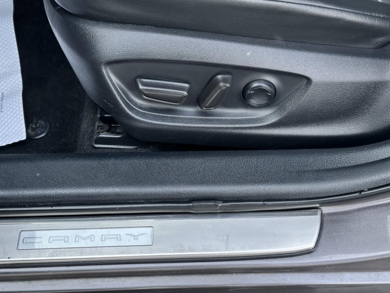 2023 Toyota Camry SE Photo