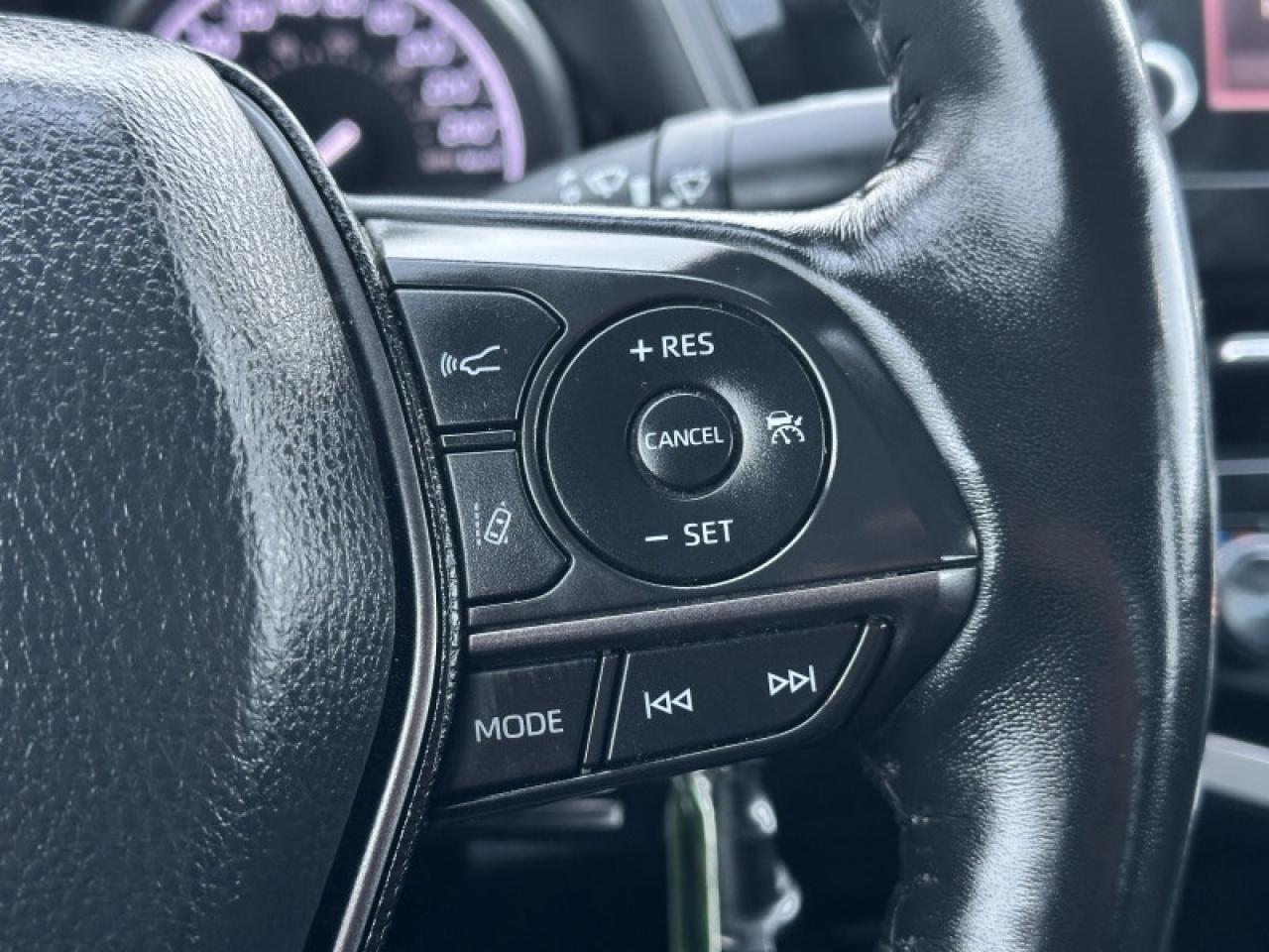 2023 Toyota Camry SE Photo