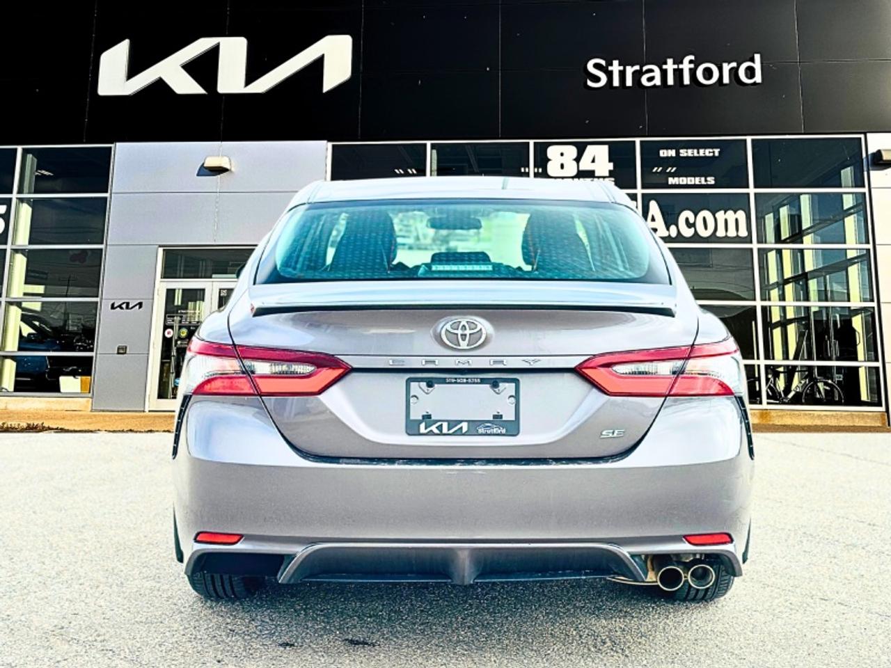 2023 Toyota Camry SE Photo