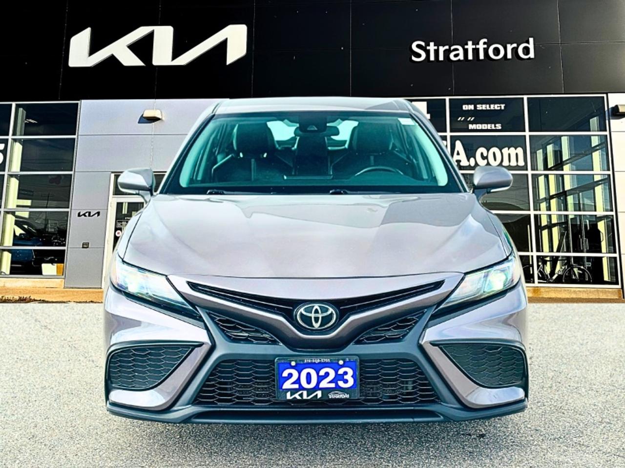 2023 Toyota Camry SE Photo