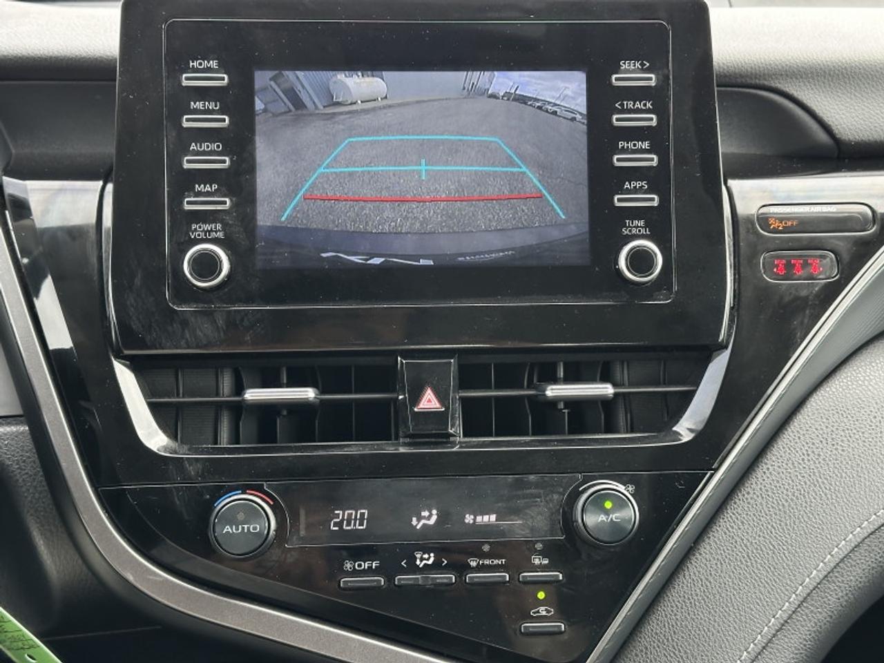 2023 Toyota Camry SE Photo
