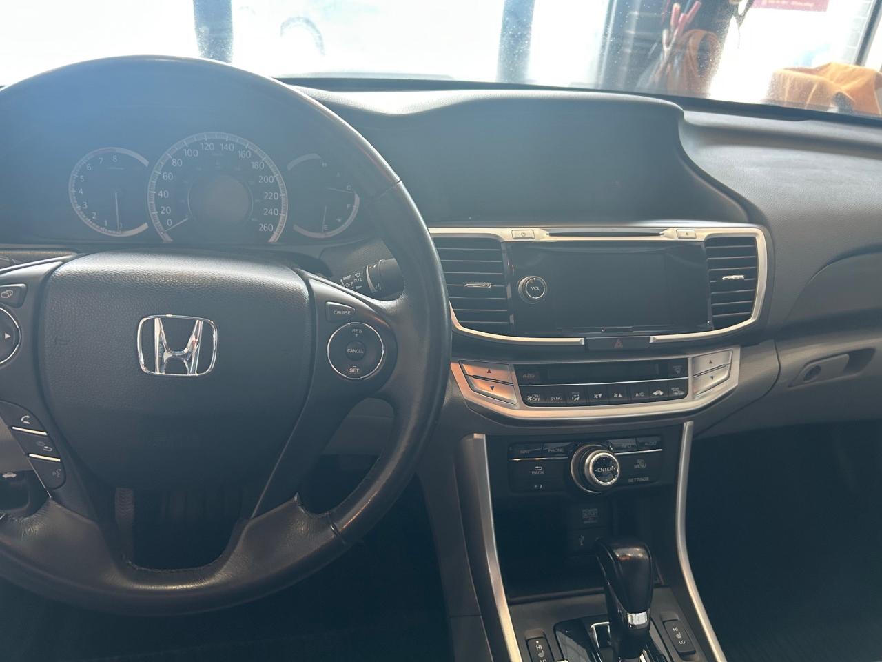 2015 Honda Accord Sedan 4dr I4 CVT Touring  SUNROOF FULL SERVICE HISTORY Photo