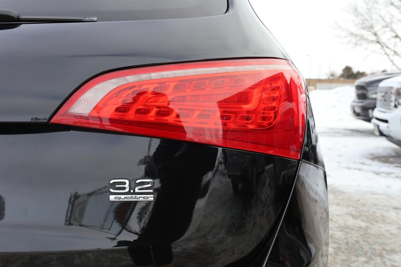 2010 Audi Q5 QUATTRO PREMIUM PLUS/NAV/LEATHER/B CAM/PANOROOF/P Photo