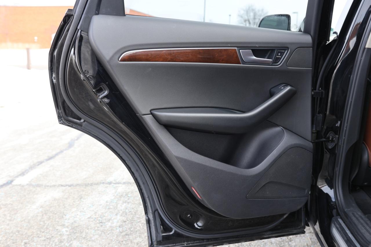 2010 Audi Q5 QUATTRO PREMIUM PLUS/NAV/LEATHER/B CAM/PANOROOF/P Photo